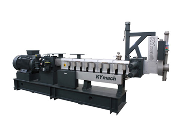 Innovative Application of High Efficiency Twin Screw Extruder in Color Master Modification Processing